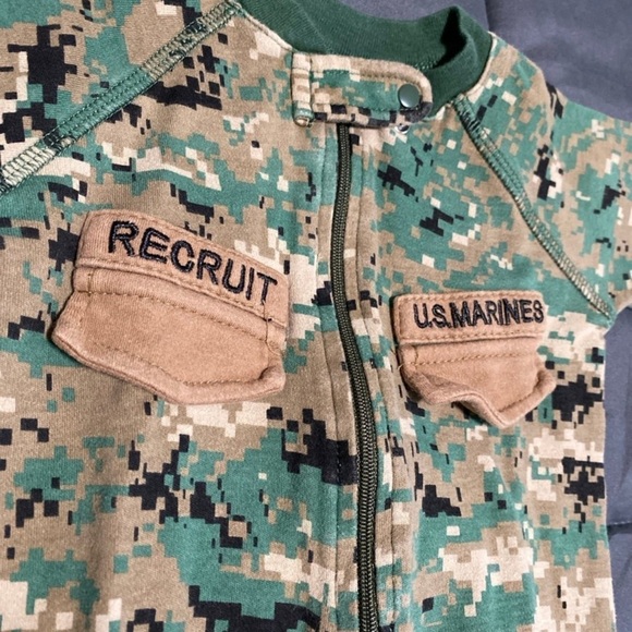 Baby Marine Onesie USMC - Picture 4 of 5